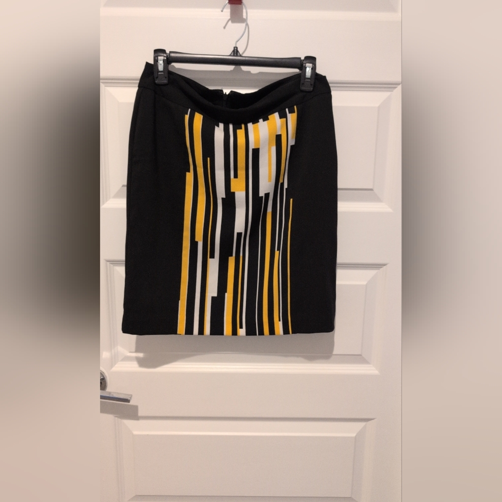 Chic Black Skirt with Yellow and White Stripes